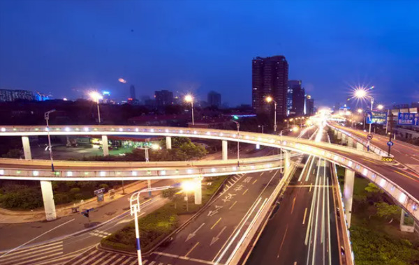 高架道路照明